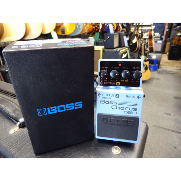 Lovely bass chorus pedal in excellent condition with box.&nbsp; Made in Japan (black label).