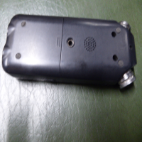 <p>Great handheld recorder with two 'off-axis' microphones.</p><p>Ideal for recording live performances and demos.</p><p>2GB SDHC card included.</p><p>Works with up to 32GB SDHC.</p><p></p>